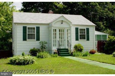 2809 Munson Street Silver Spring, MD 20902 - Photo 1 of 18 Exterior (Main)