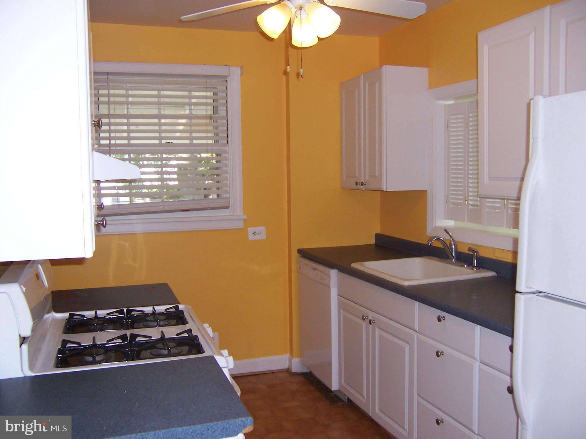 2809 Munson Street Silver Spring, MD 20902 - Photo 2 of 18 Kitchen