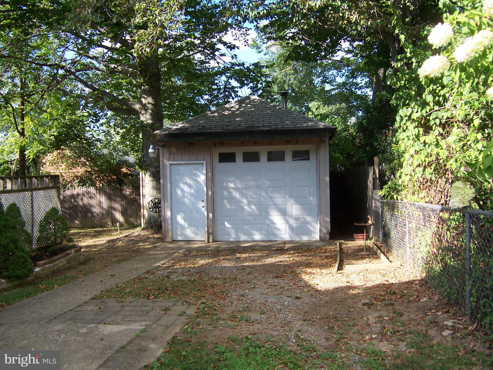 2809 Munson Street Silver Spring, MD 20902 - Photo 11 of 18 Exterior (General)