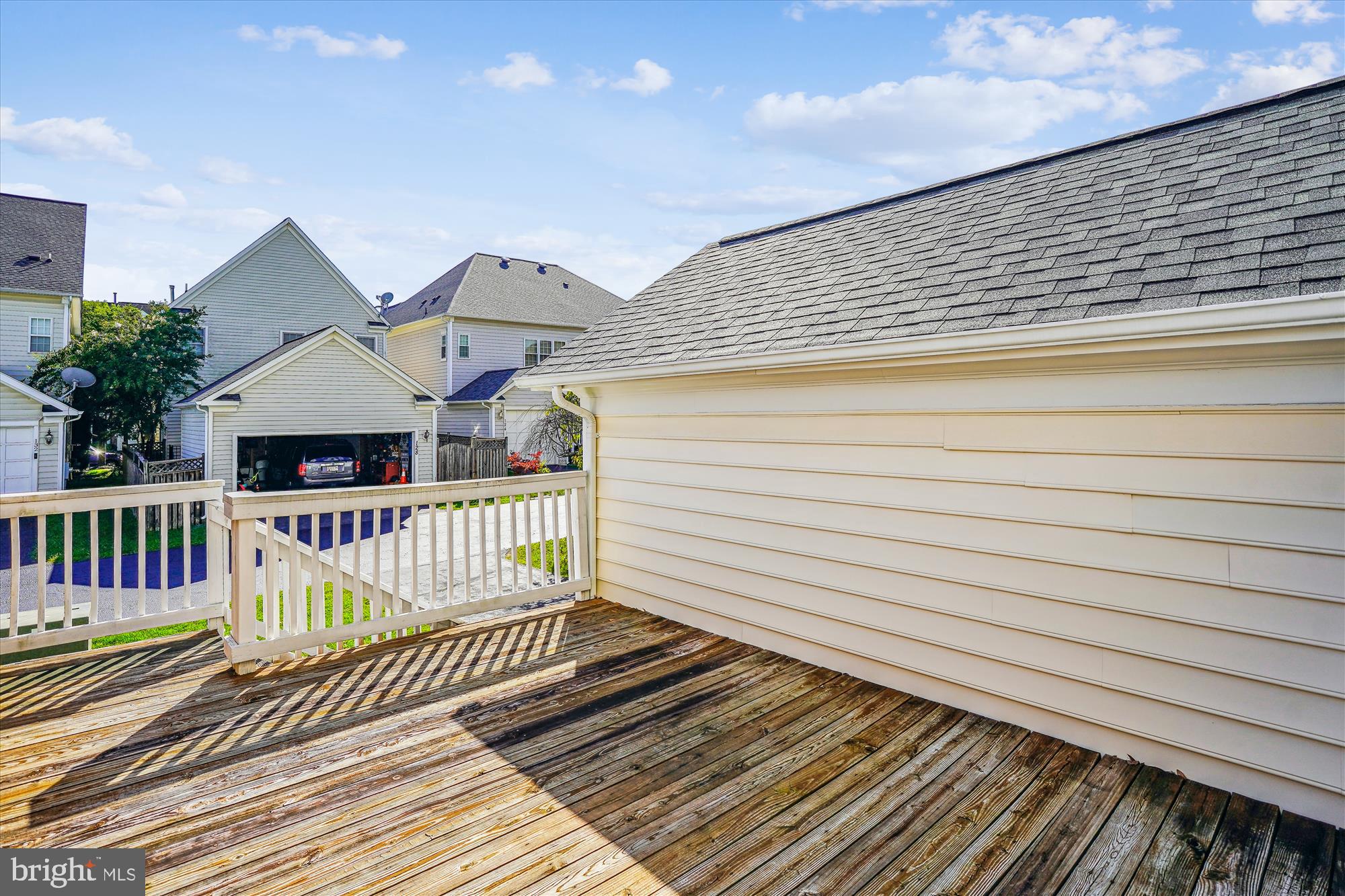 826 Highland Ridge Avenue Gaithersburg, MD 20878 - Photo 6 of 48 Deck from kitchen