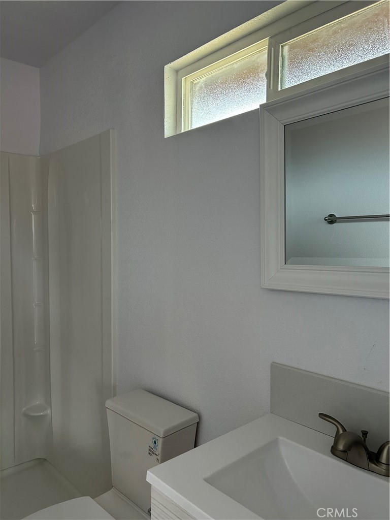 17819 Donert Street Hesperia, CA 92345 - Photo 5 of 12