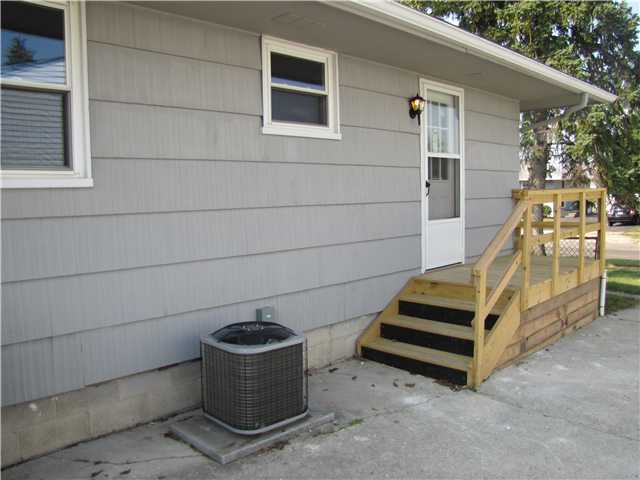 2826 Hillgate Road Columbus, OH 43207 - Photo 3 of 18 Gallery Image 3