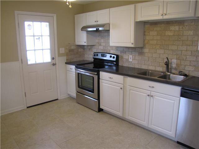 2826 Hillgate Road Columbus, OH 43207 - Photo 7 of 18 Gallery Image 7