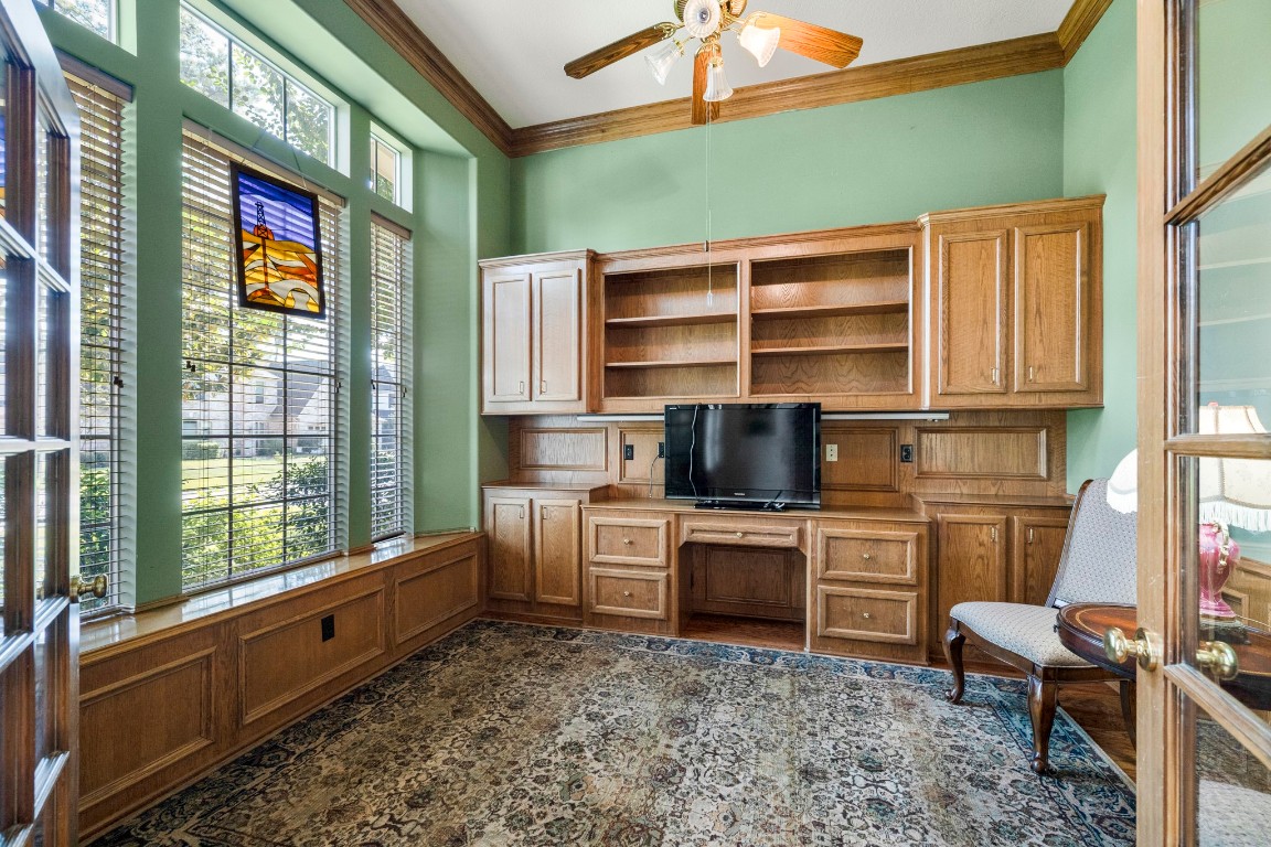 19315 Puget Lane Spring, TX 77388 - Photo 7 of 49 the study is to left as you walk in