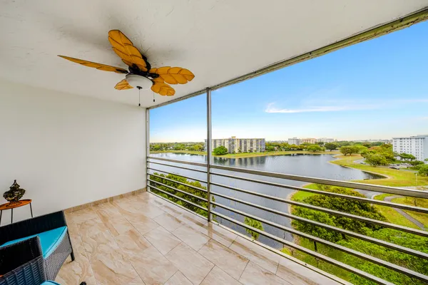$2,550 | 3051 North Course Drive, Unit 901, Pompano Beach, FL 33069