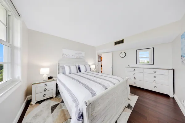 $2,550 | 3051 North Course Drive, Unit 901, Pompano Beach, FL 33069