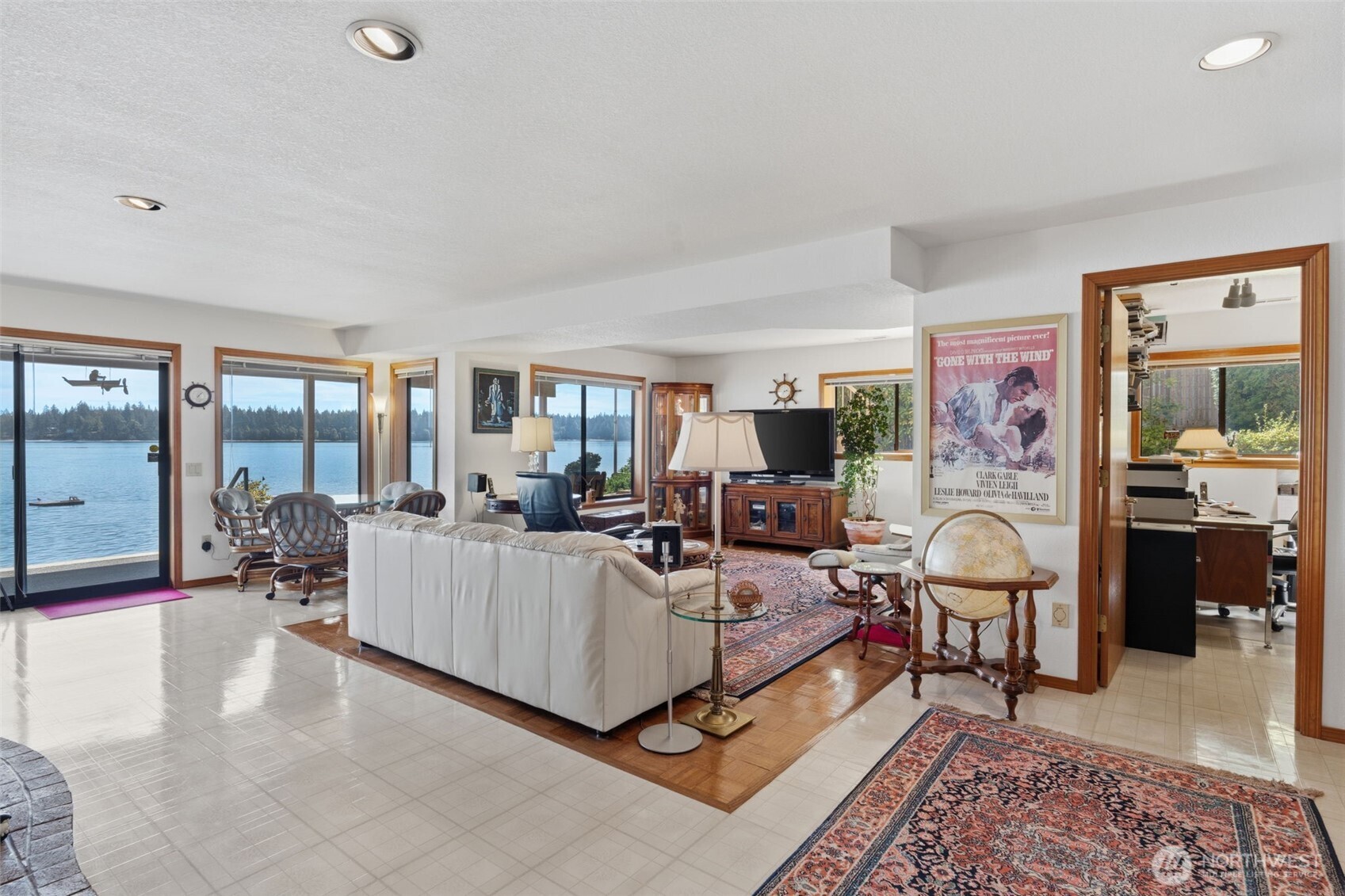 561 East Rauschert Road Grapeview, WA 98546 - Photo 21 of 40 Gallery Image 21