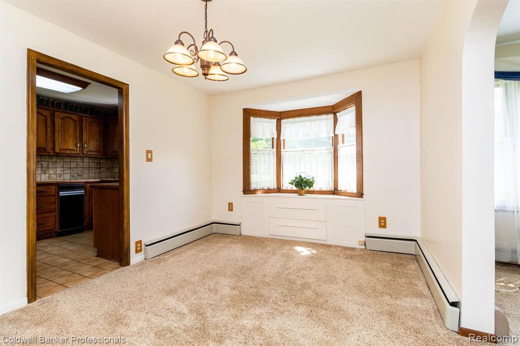 520 Willard Avenue Rochester Hills, MI 48307 - Photo 8 of 36