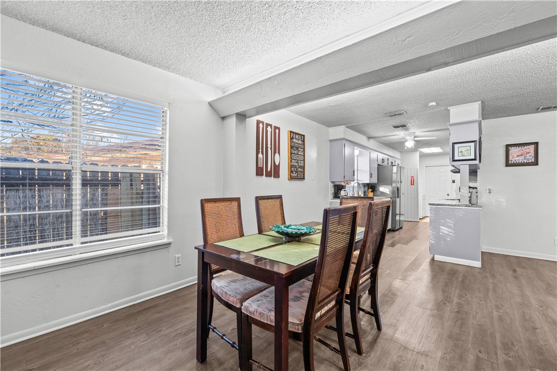 134 Daniel Moore Avenue Portland, TX 78374 - Photo 4 of 15