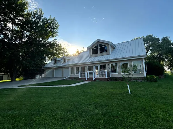 $325,000 | 207 North Main Street, Taunton, MN 56291