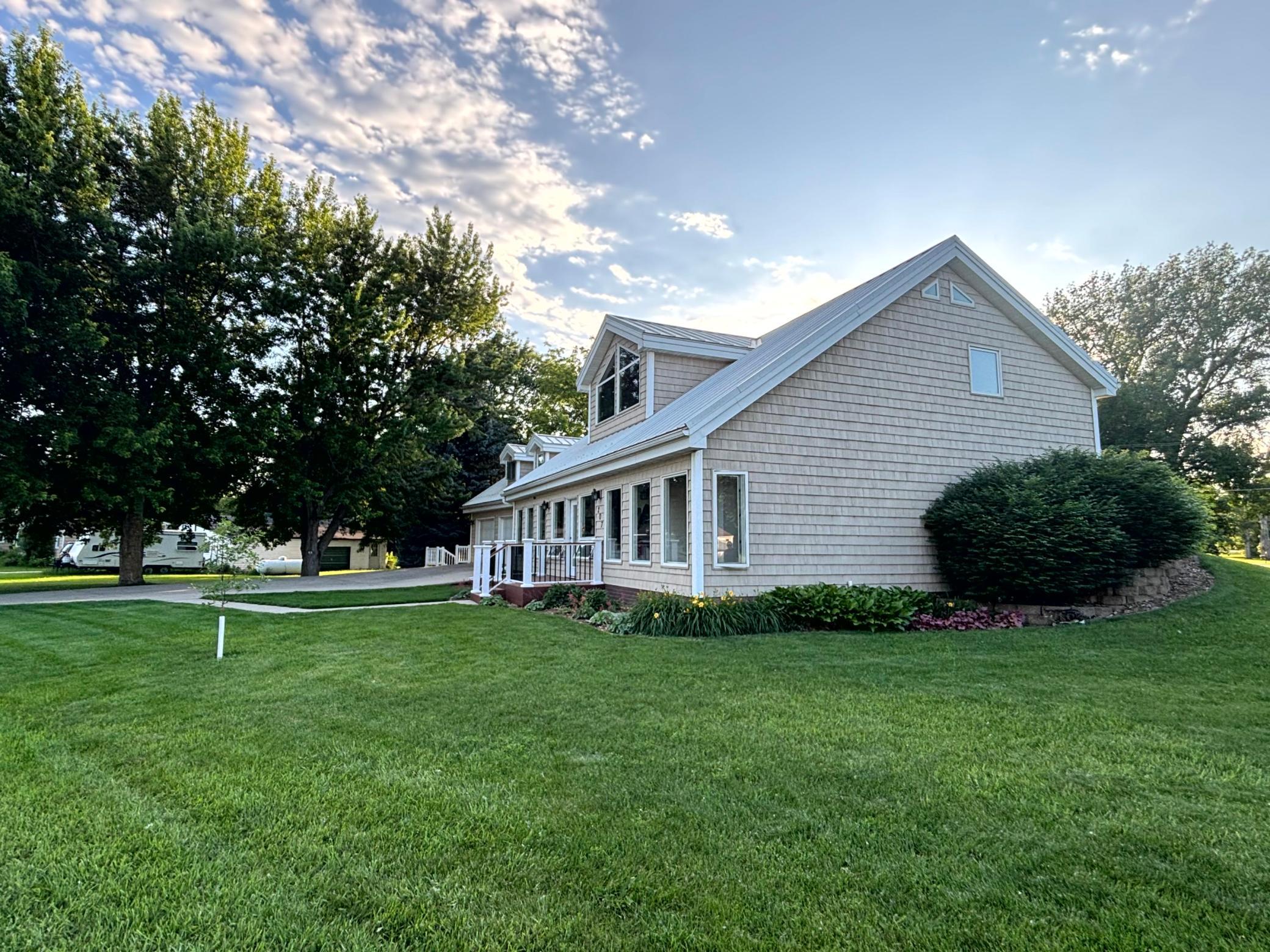 207 North Main Street Taunton, MN 56291 - Photo 39 of 42