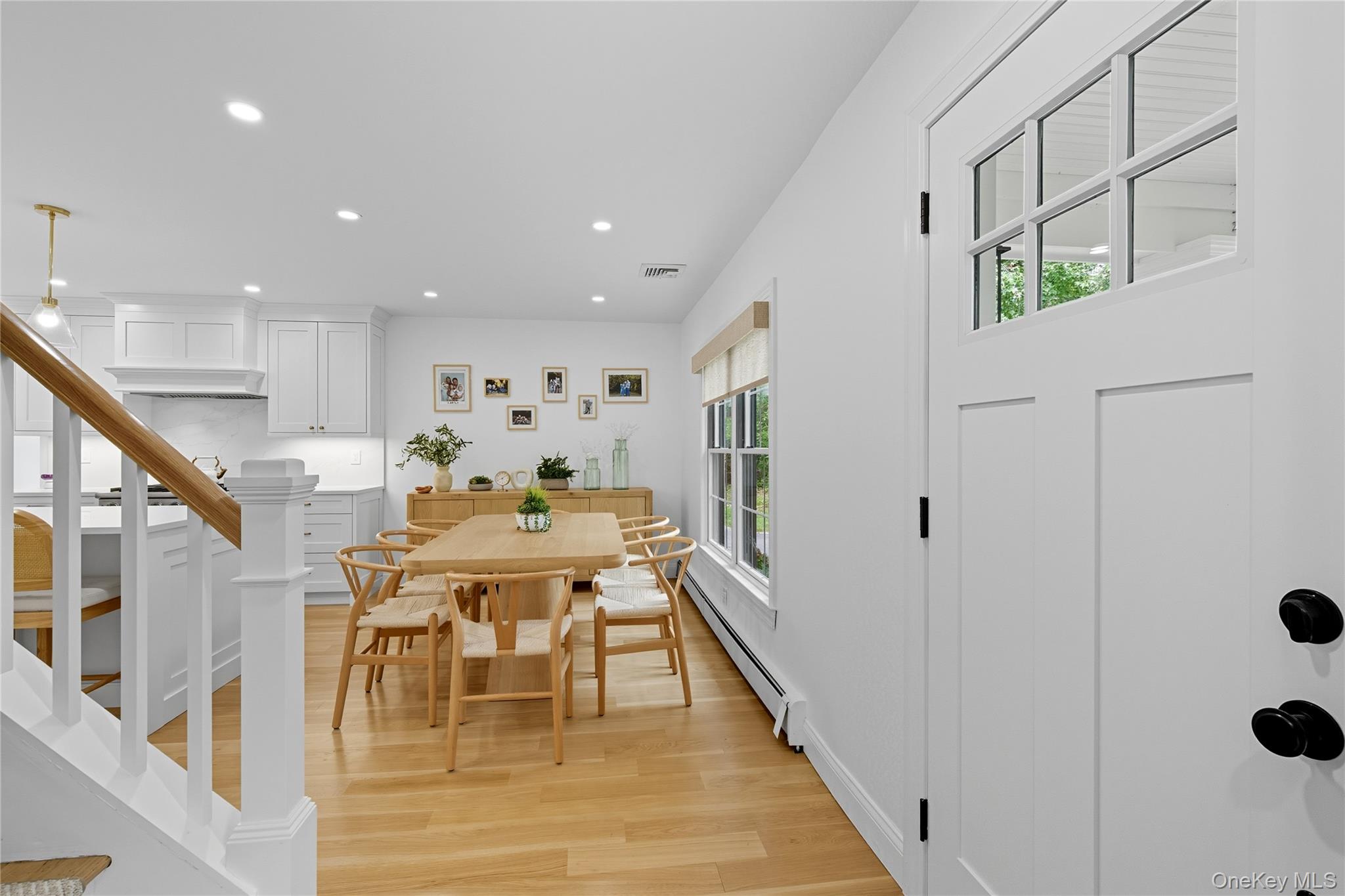 17 Entrance Road East Hills, NY 11577 - Photo 6 of 30 a view of a dining room with furniture