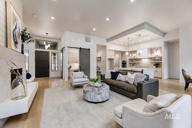 $799,000 | 556 West Carnelian Lane, Eagle, ID 83616