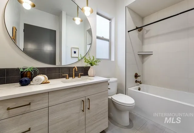 $799,000 | 556 West Carnelian Lane, Eagle, ID 83616