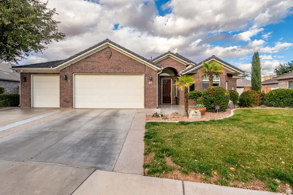 $518,000 | 1730 West Stonebridge Drive, Unit 67, St. George, UT 84770