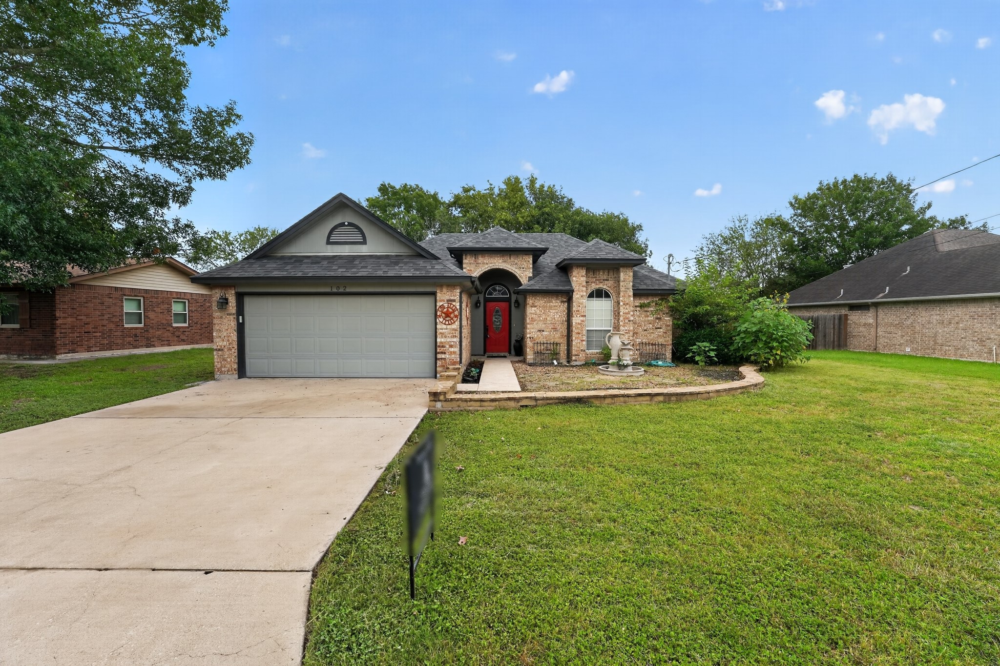 102 Hummingbird Lane Lockhart, TX 78644 - Photo 1 of 30