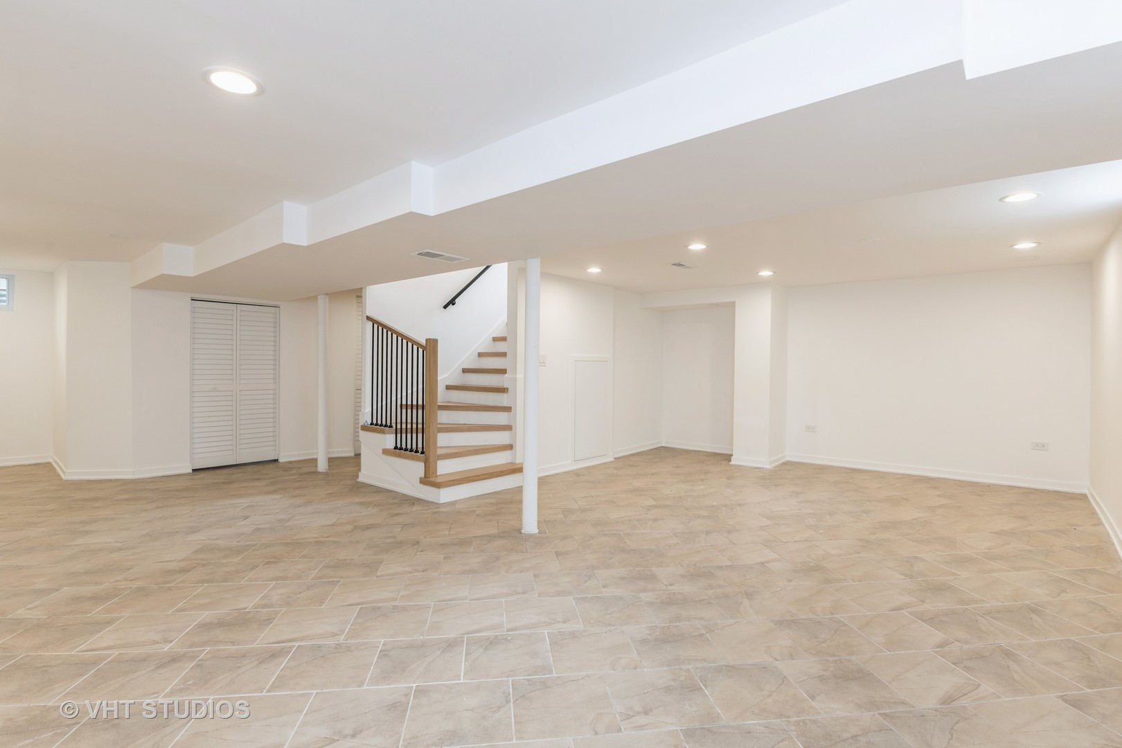 639 Harms Road Glenview, IL 60025 - Photo 17 of 21