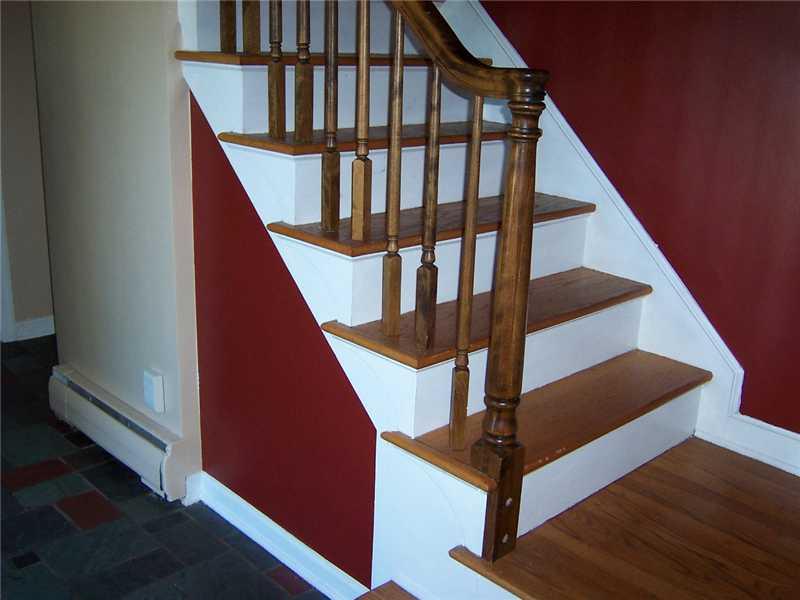183 Boxfield Road Upper St. Clair, PA 15241 - Photo 3 of 17 Entry/Foyer.