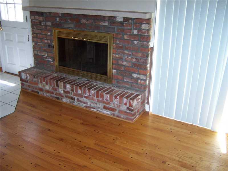 183 Boxfield Road Upper St. Clair, PA 15241 - Photo 8 of 17 Family Room.