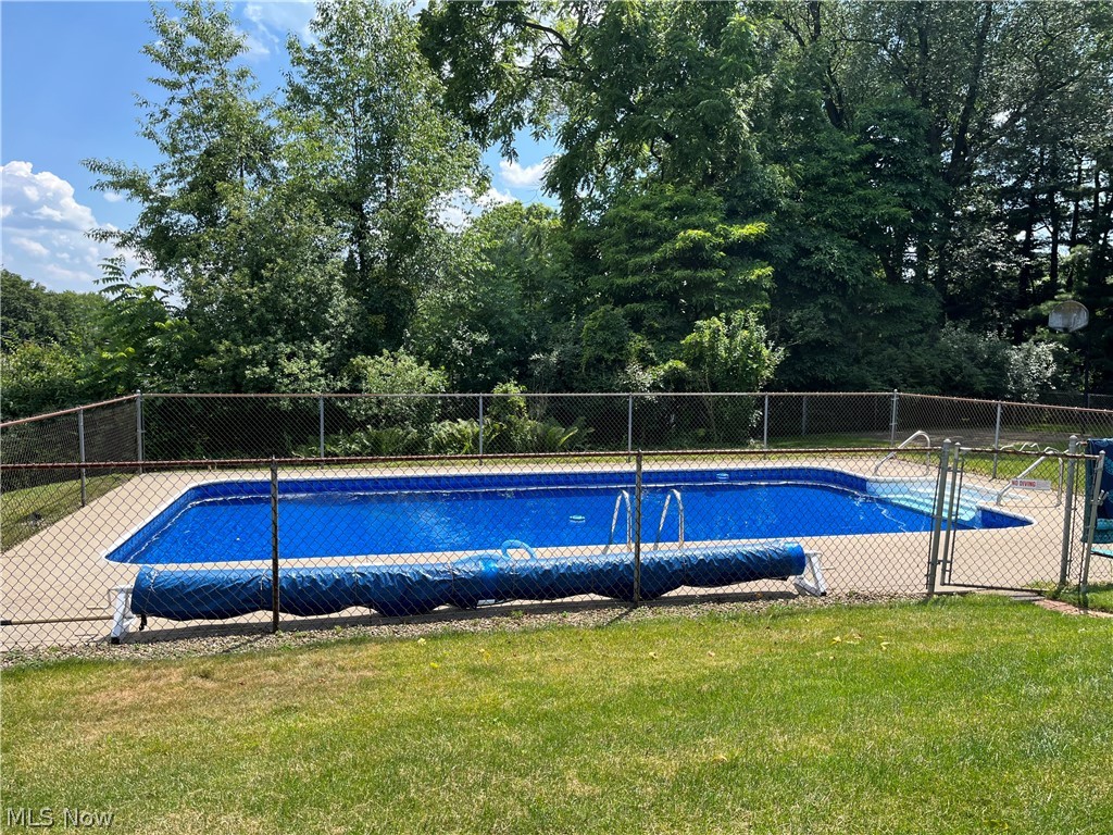 5040 2nd Street Northwest Canton, OH 44708 - Photo 44 of 45 all pool equipment included