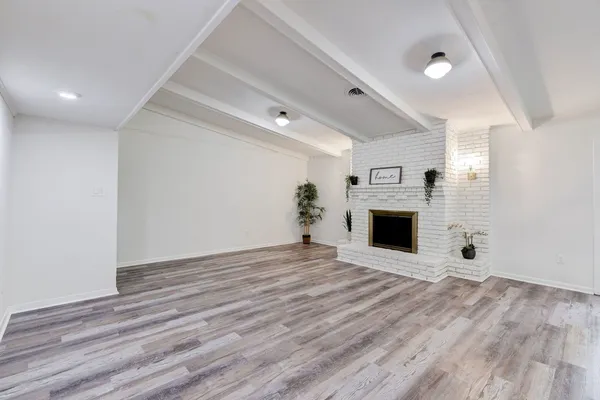 $1,975 | 1703 North Roberson Street, Conroe, TX 77301