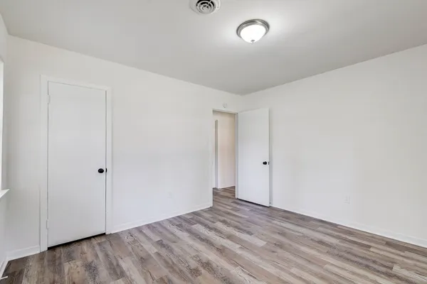 $1,975 | 1703 North Roberson Street, Conroe, TX 77301
