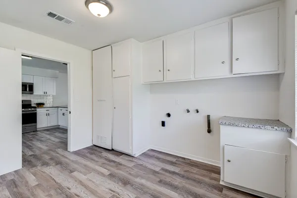 $1,975 | 1703 North Roberson Street, Conroe, TX 77301