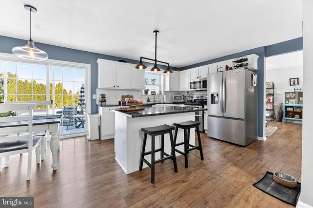 $515,000 | 4609 Troxell Drive, Whitehall, PA 18052