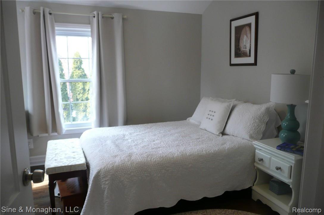 1135 Fairholme Road Grosse Pointe, MI 48236 - Photo 49 of 57 1135-36.JPG