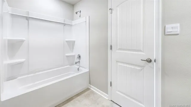 $178,500 | 4016 Savannah Oaks Drive, Lake Charles, LA 70607