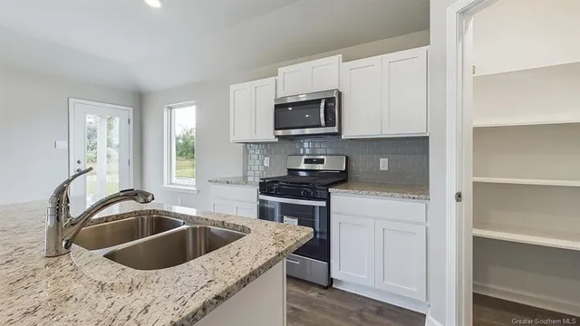 $178,500 | 4016 Savannah Oaks Drive, Lake Charles, LA 70607