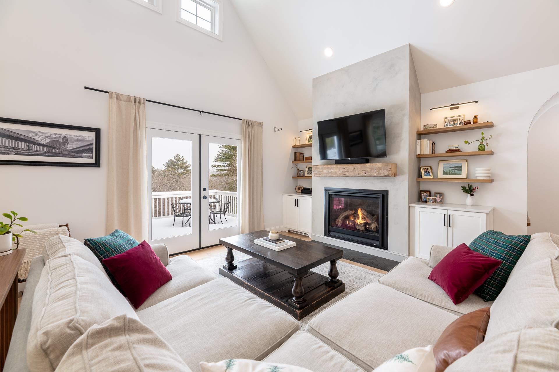 47 Clover Ridge Road Meredith, NH 03253 - Photo 4 of 56