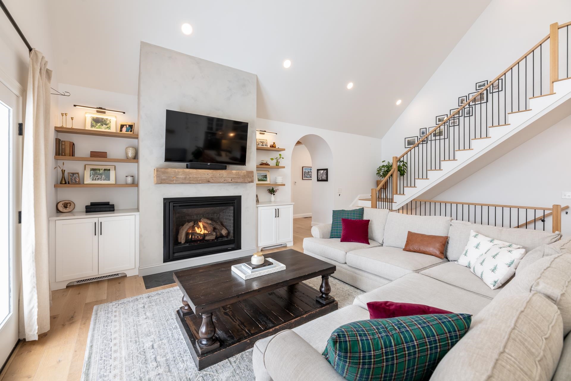 47 Clover Ridge Road Meredith, NH 03253 - Photo 5 of 56