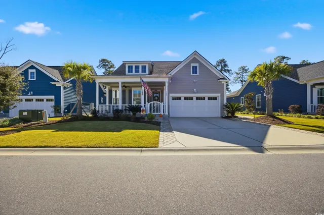 $699,900 | 121 Blackwater Drive, Murrells Inlet, SC 29576