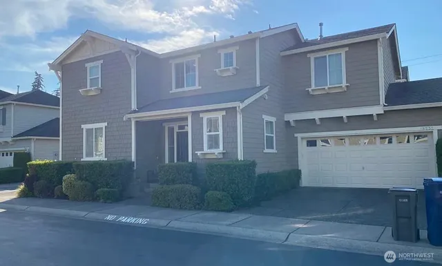 $3,725 | 18232 36 Avenue Southeast, Bothell, WA 98012