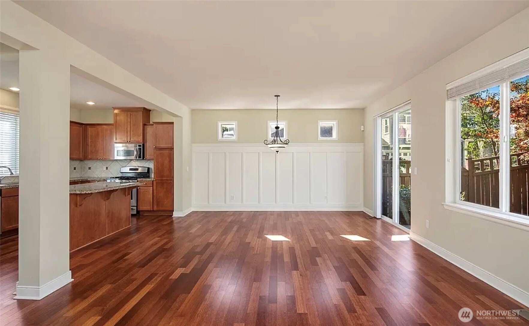 18232 36 Avenue Southeast Bothell, WA 98012 - Photo 3 of 9