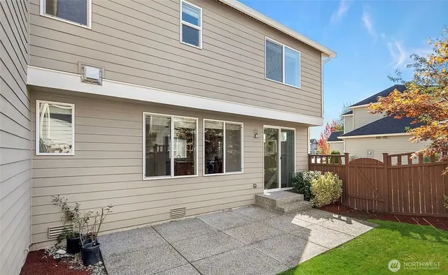 $3,725 | 18232 36 Avenue Southeast, Bothell, WA 98012