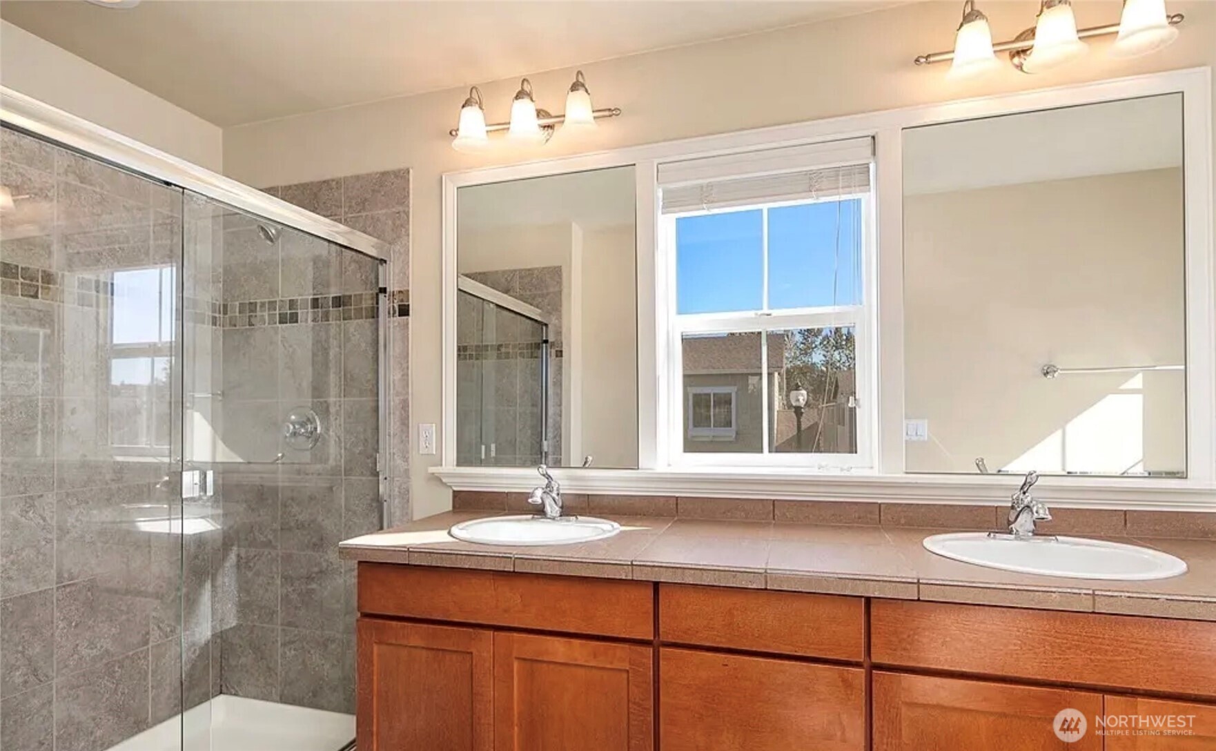 18232 36 Avenue Southeast Bothell, WA 98012 - Photo 7 of 9