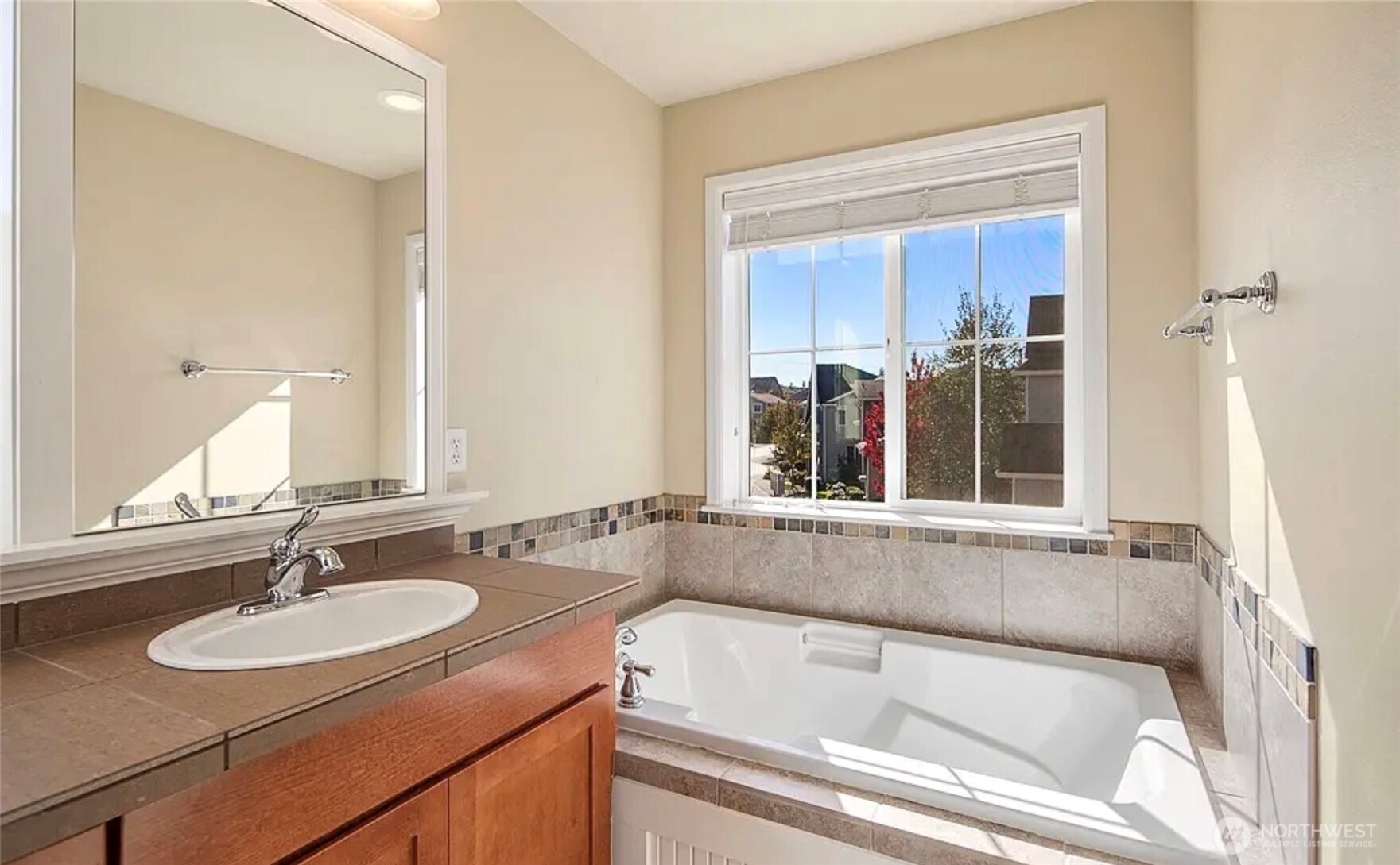 18232 36 Avenue Southeast Bothell, WA 98012 - Photo 8 of 9