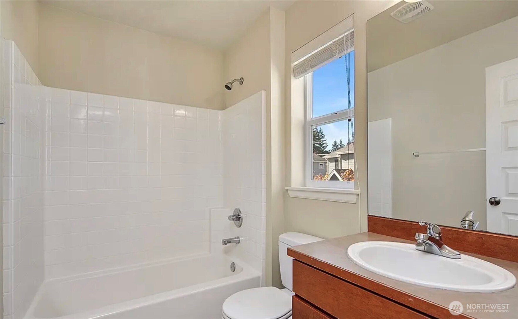 18232 36 Avenue Southeast Bothell, WA 98012 - Photo 9 of 9