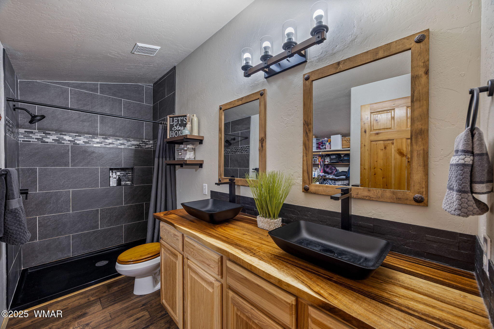 2295 Bison Rnch Trail Overgaard, AZ 85933 - Photo 16 of 68 CUSTOM TILE SHOWER