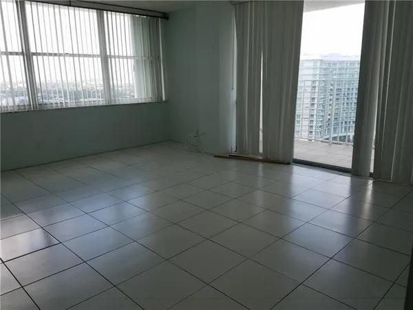 $2,950 | 111 Briny Avenue, Unit 2011, Pompano Beach, FL 33062