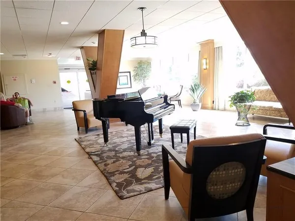 $2,950 | 111 Briny Avenue, Unit 2011, Pompano Beach, FL 33062