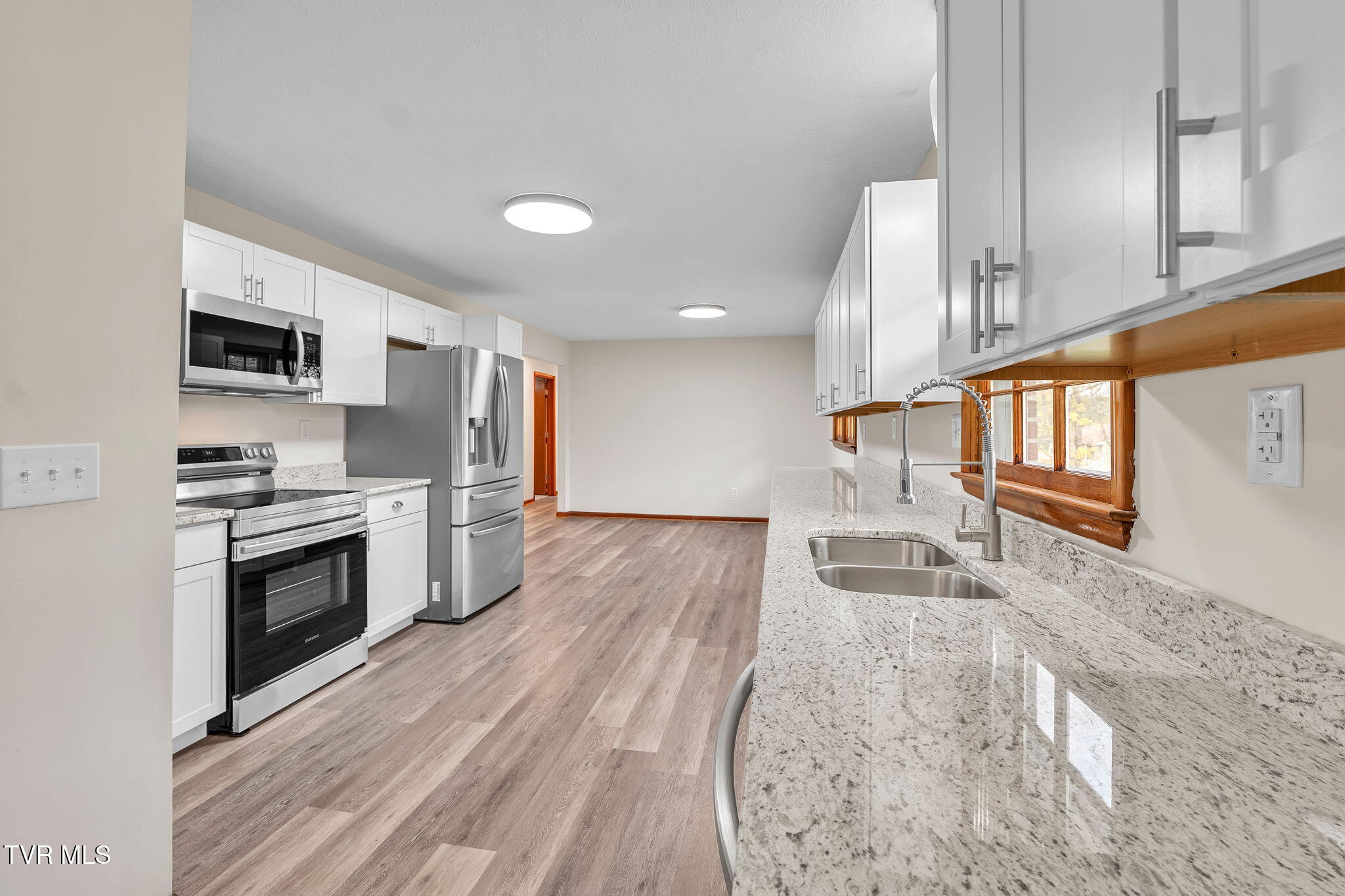 24850 Walden Road Abingdon, VA 24210 - Photo 16 of 38 16-web-or-mls-24850-walden-rd