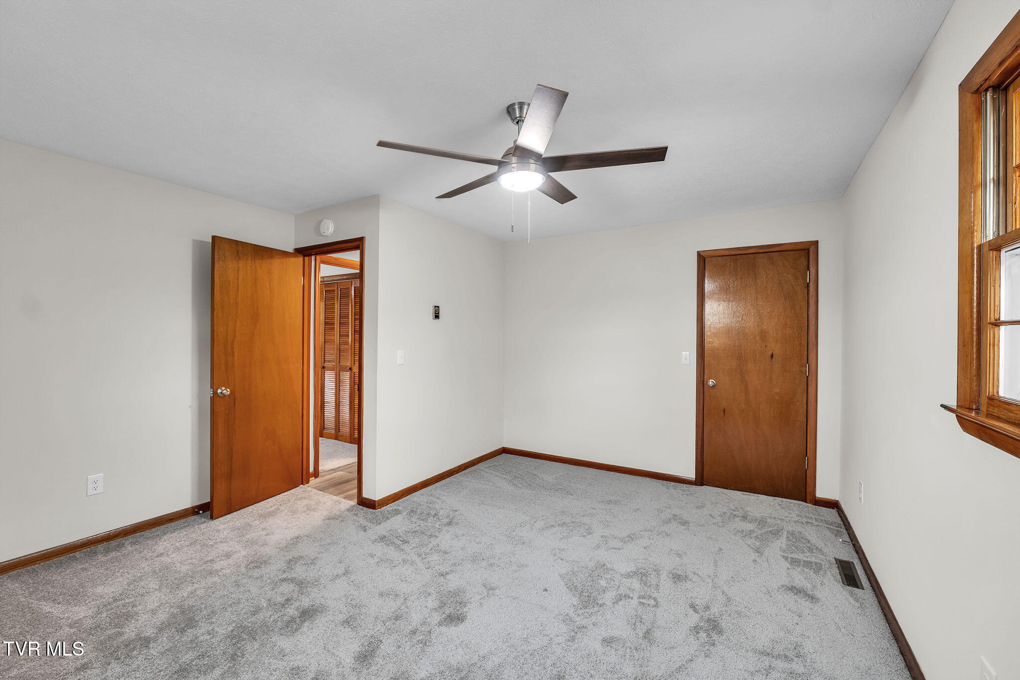 24850 Walden Road Abingdon, VA 24210 - Photo 30 of 38 30-web-or-mls-24850-walden-rd