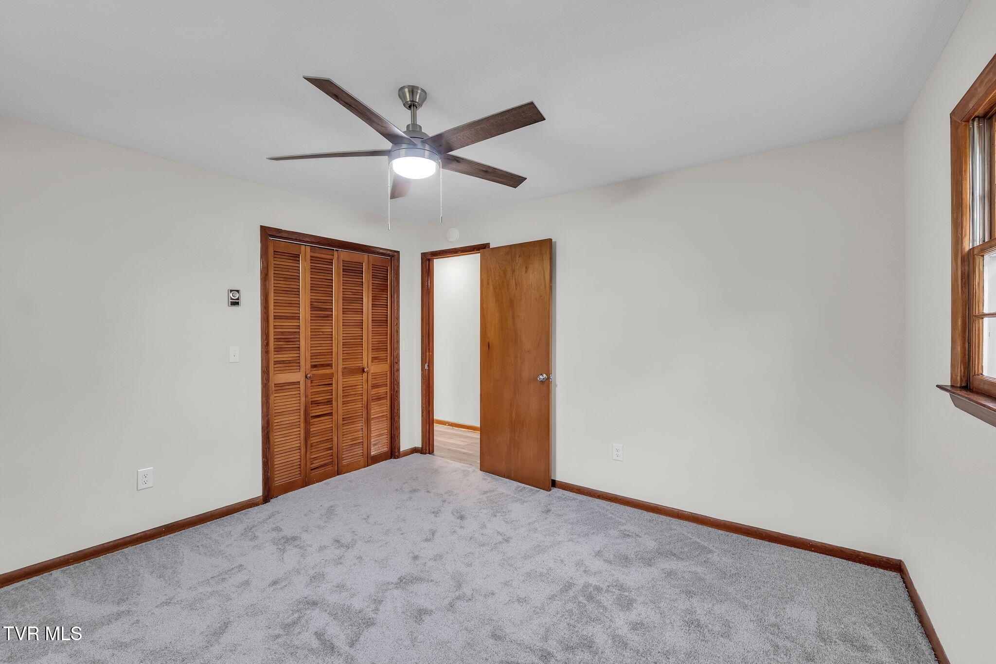 24850 Walden Road Abingdon, VA 24210 - Photo 32 of 38 32-web-or-mls-24850-walden-rd