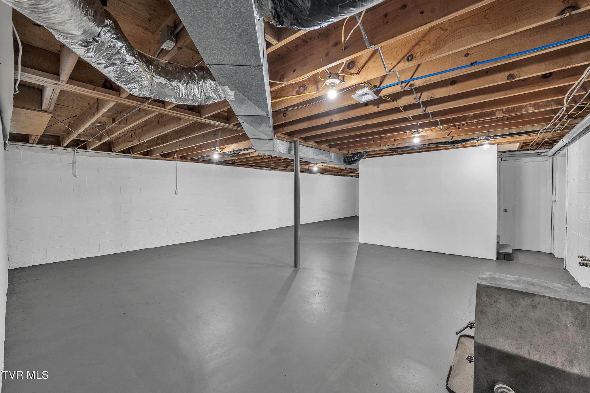 24850 Walden Road Abingdon, VA 24210 - Photo 35 of 38 35-web-or-mls-24850-walden-rd