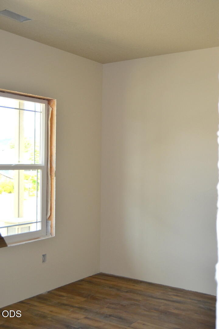 1540 West Harbeck Road Grants Pass, OR 97527 - Photo 5 of 9