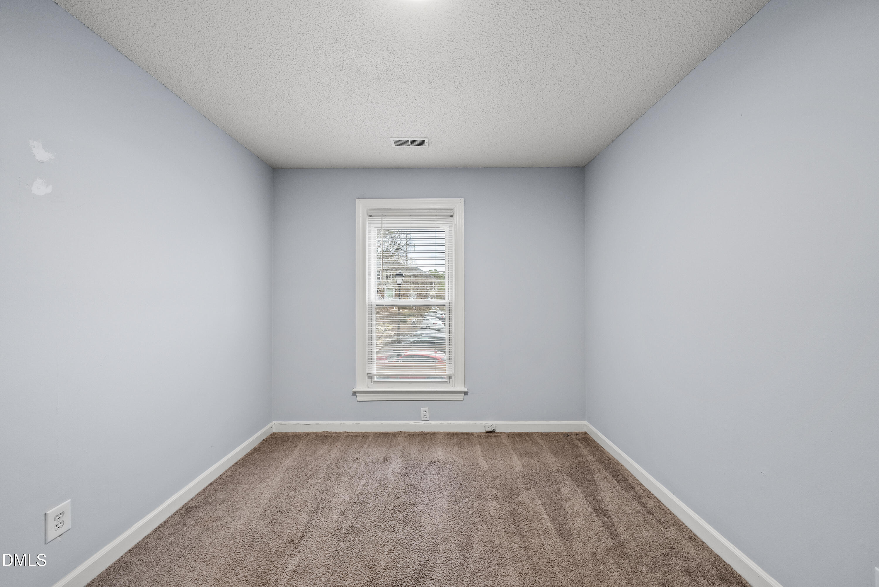 6115 Highcastle Court Raleigh, NC 27613 - Photo 23 of 32 DSC03355