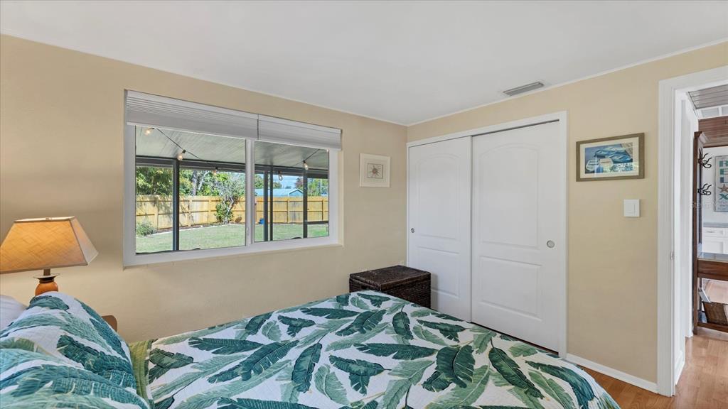 1264 Porpoise Road Venice, FL 34293 - Photo 16 of 40 Gallery Image 16